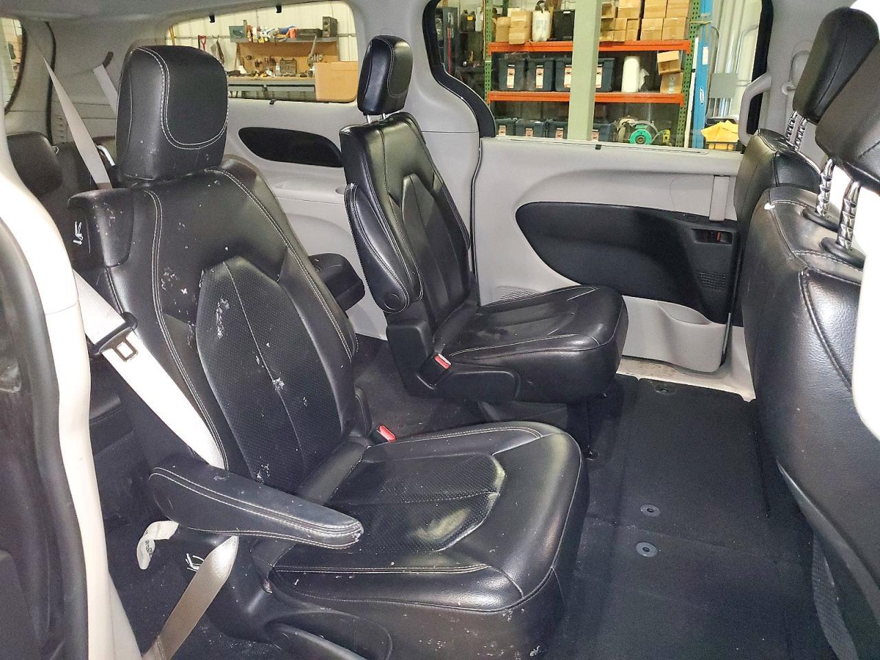 2022 CHRYSLER Pacifica