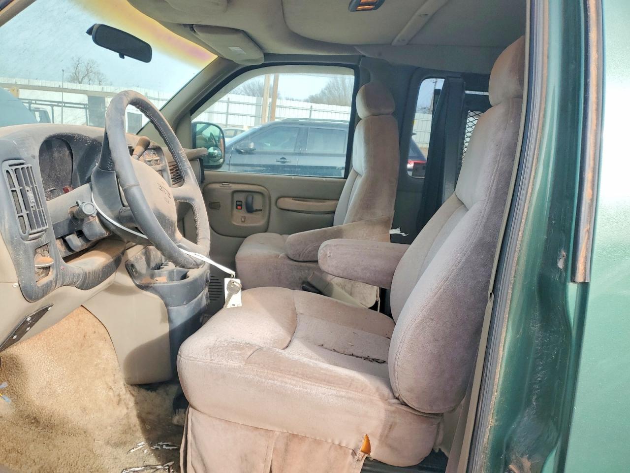 1999 GMC Savana