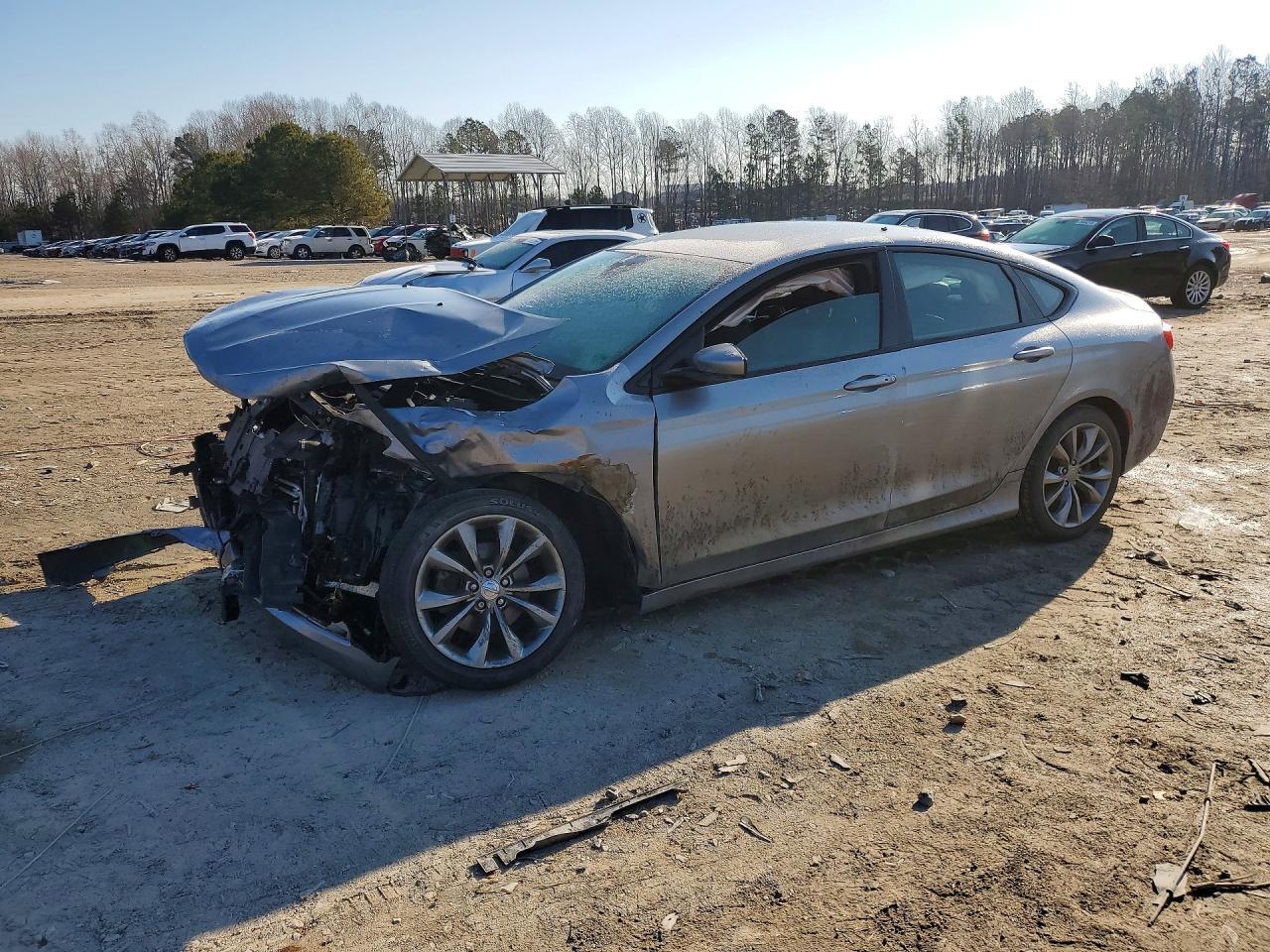 2016 CHRYSLER 200