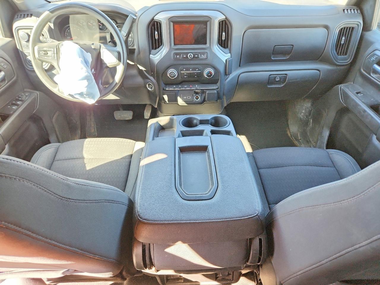 2023 CHEVROLET Silverado