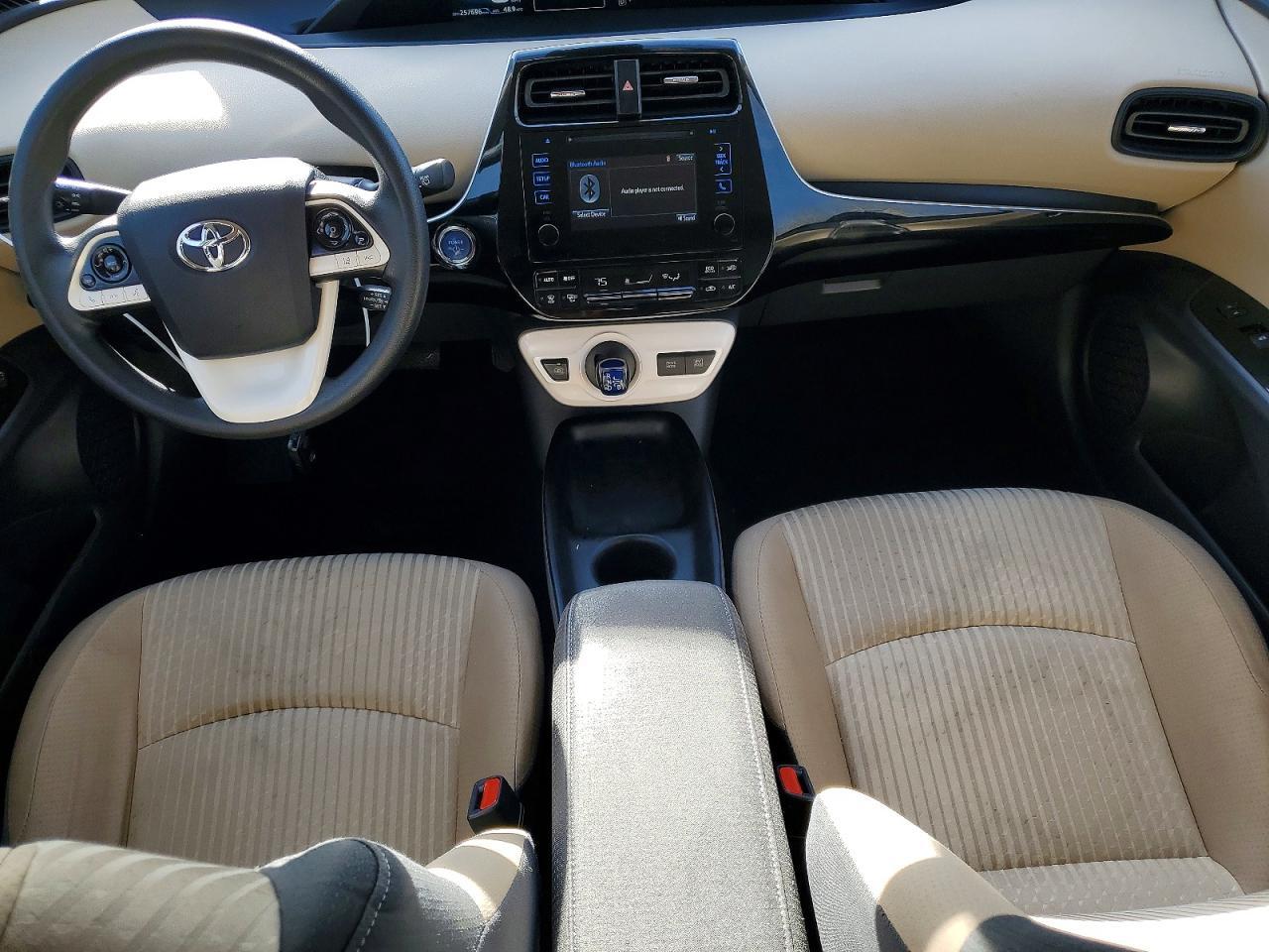 2017 TOYOTA PRIUS