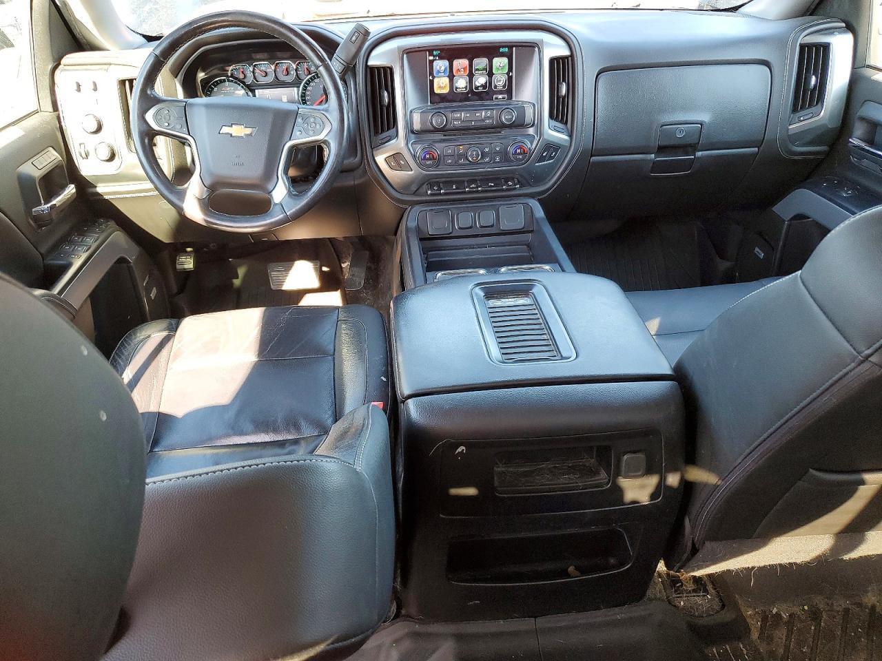 2018 CHEVROLET Silverado