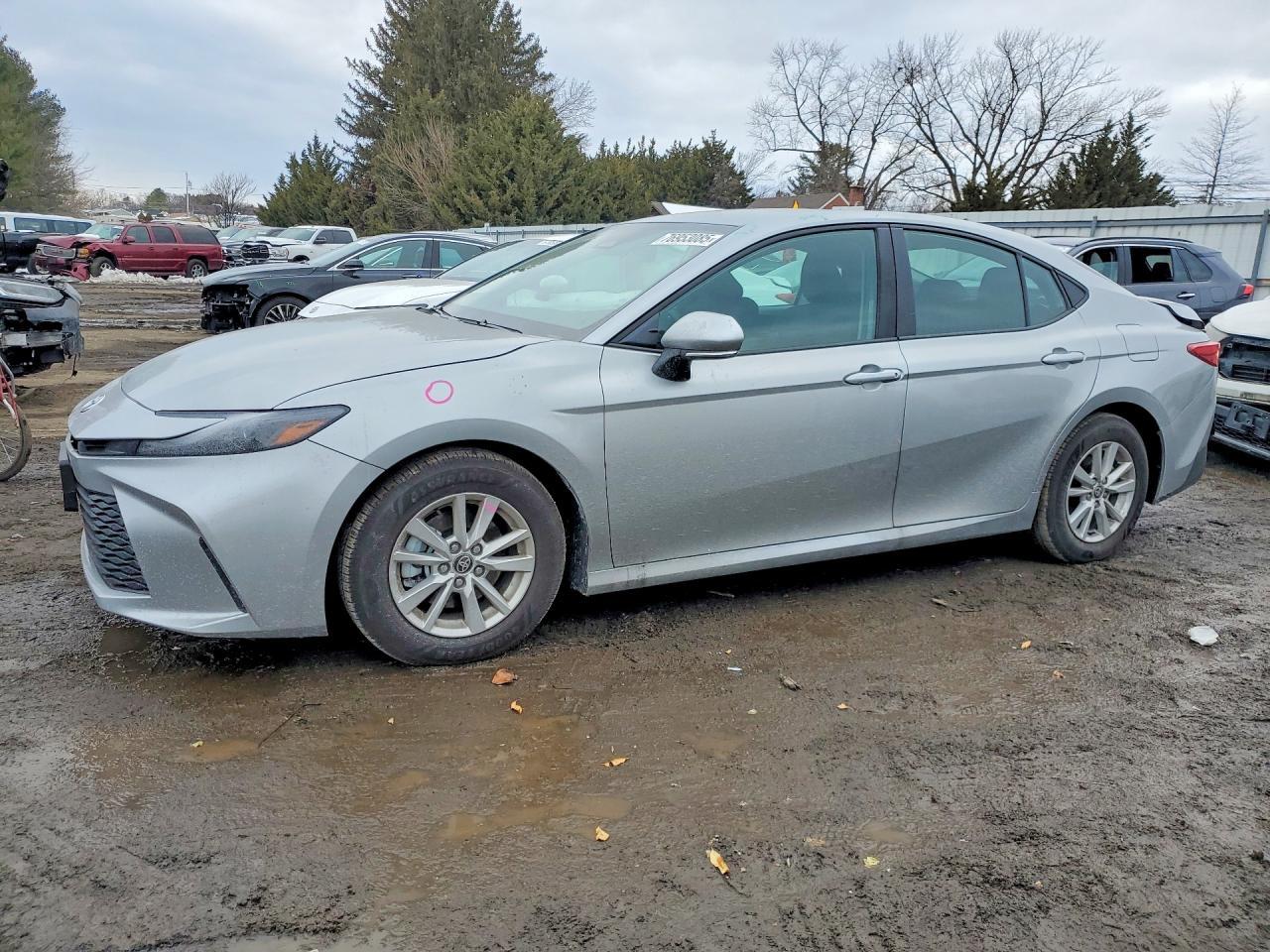 2025 TOYOTA CAMRY