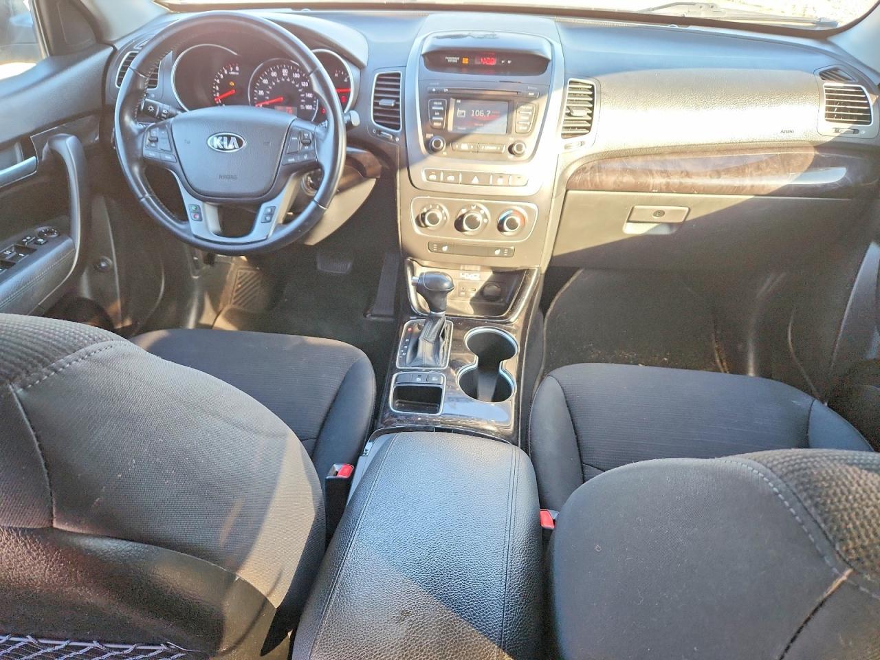 2014 KIA SORENTO