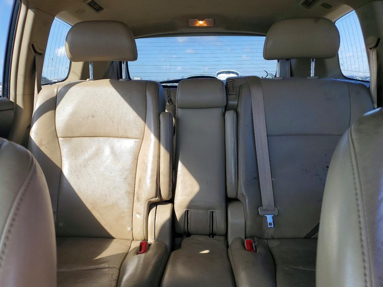 2012 TOYOTA HIGHLANDER
