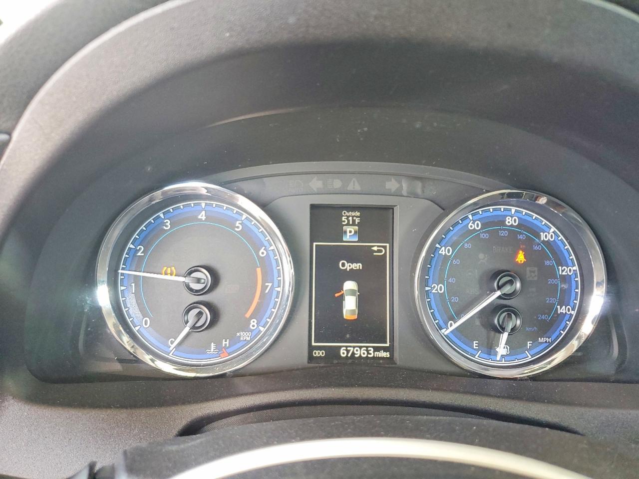 2018 TOYOTA COROLLA