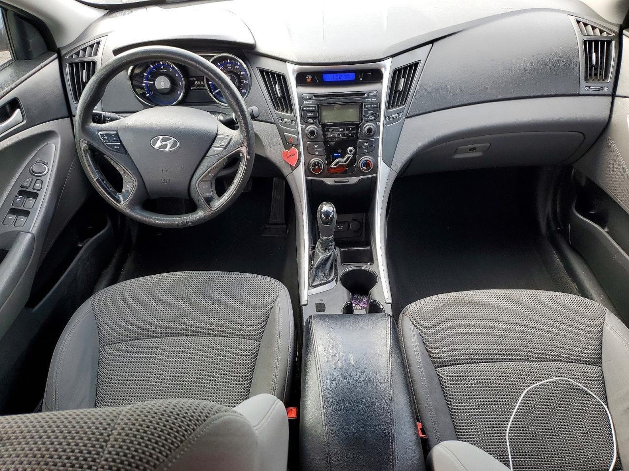 2013 HYUNDAI SONATA