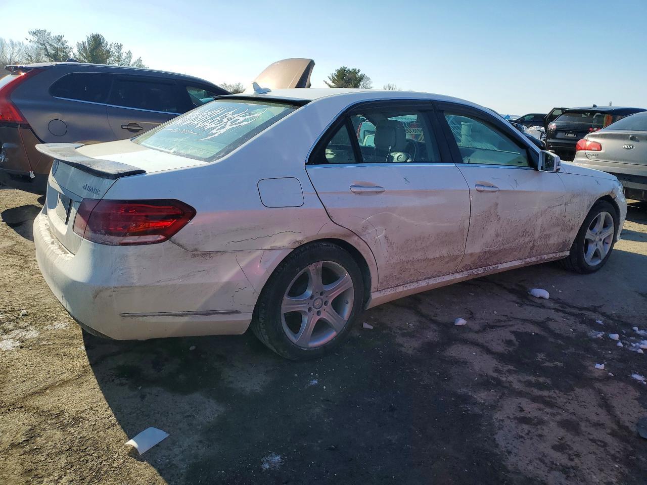 2014 MERCEDES-BENZ E-Class