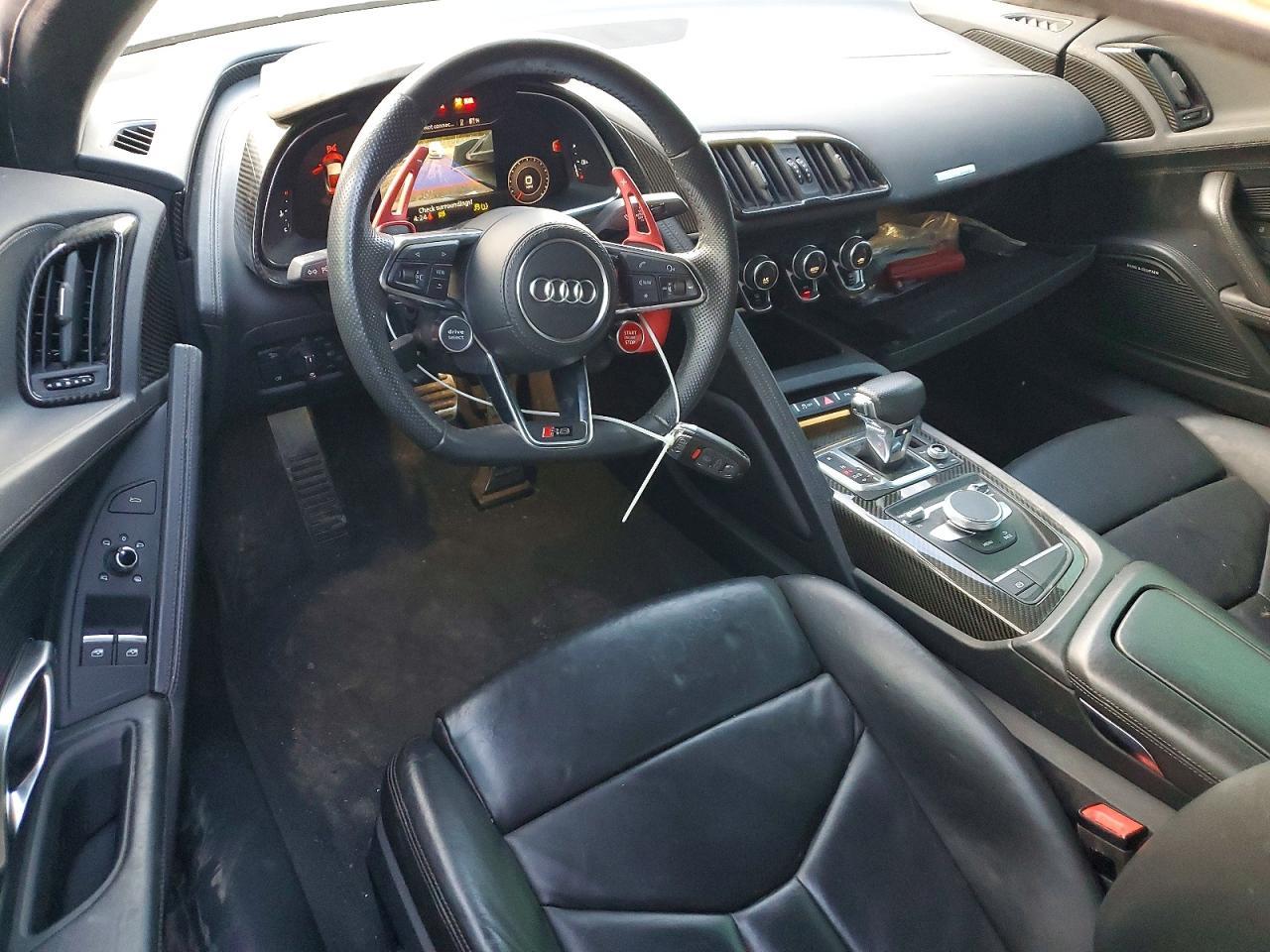 2018 AUDI R8
