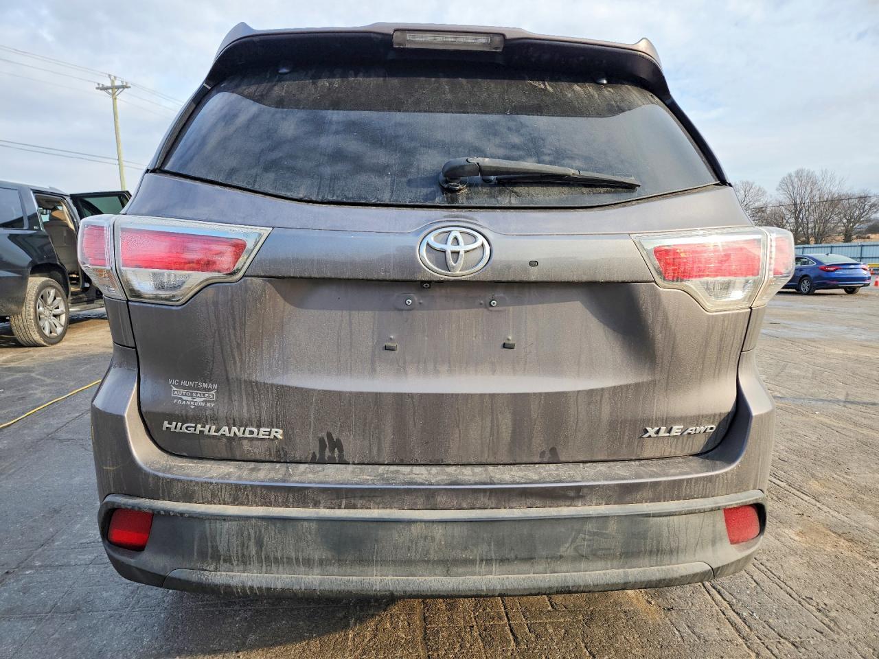 2015 TOYOTA HIGHLANDER