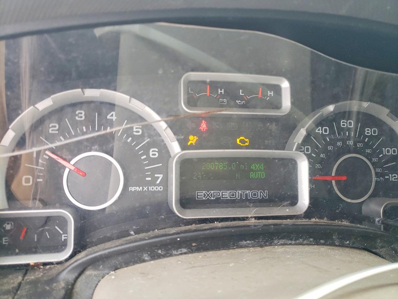 2010 FORD Expedition