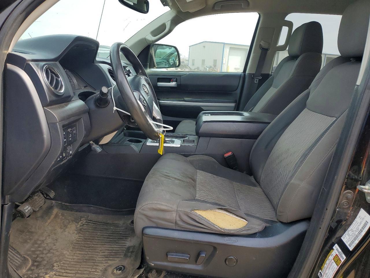 2016 TOYOTA TUNDRA