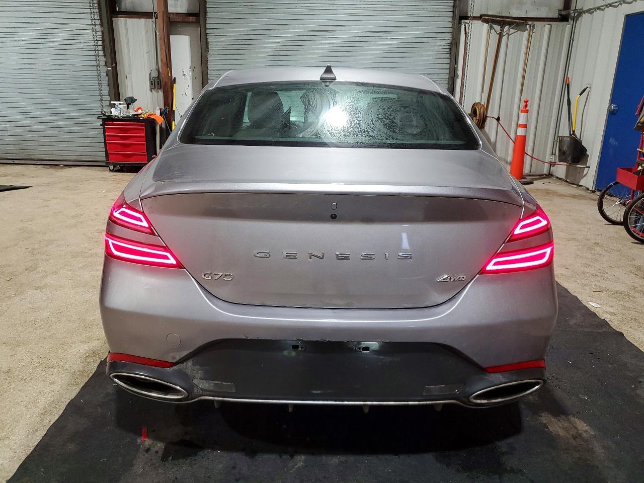 2025 GENESIS G70