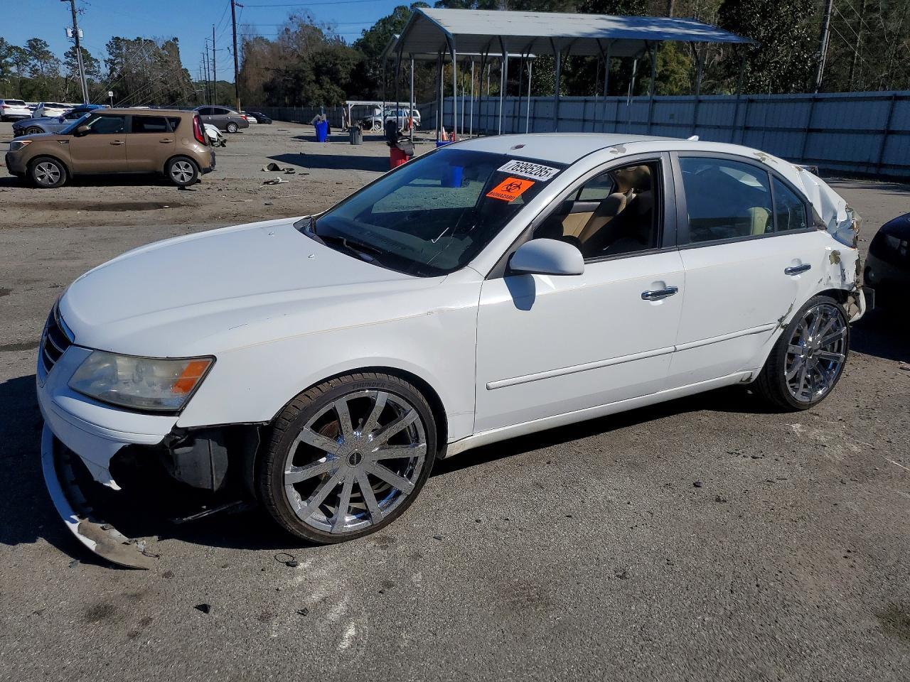 2010 HYUNDAI SONATA