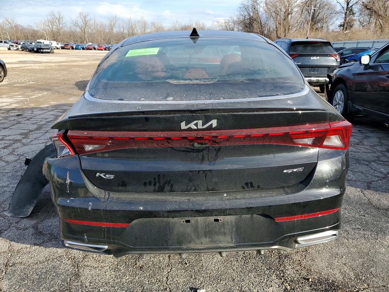 2022 KIA K5