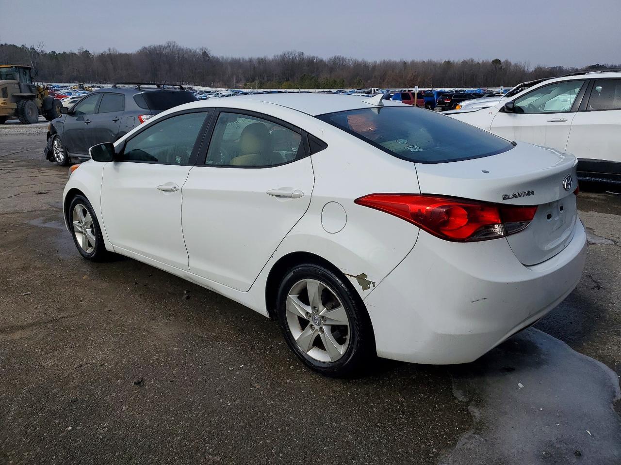 2012 HYUNDAI ELANTRA