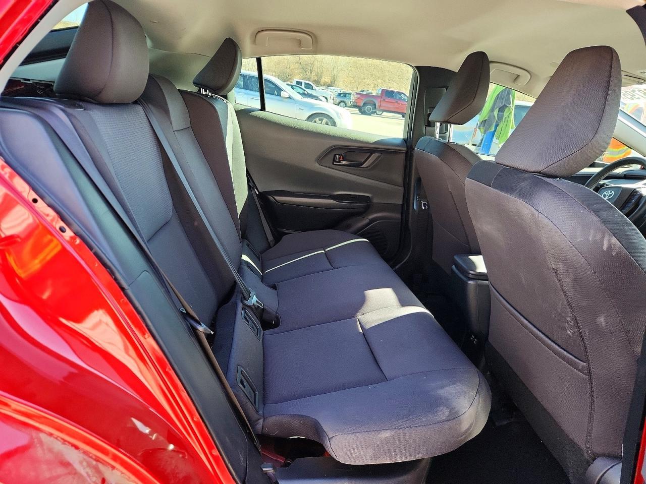2024 TOYOTA PRIUS