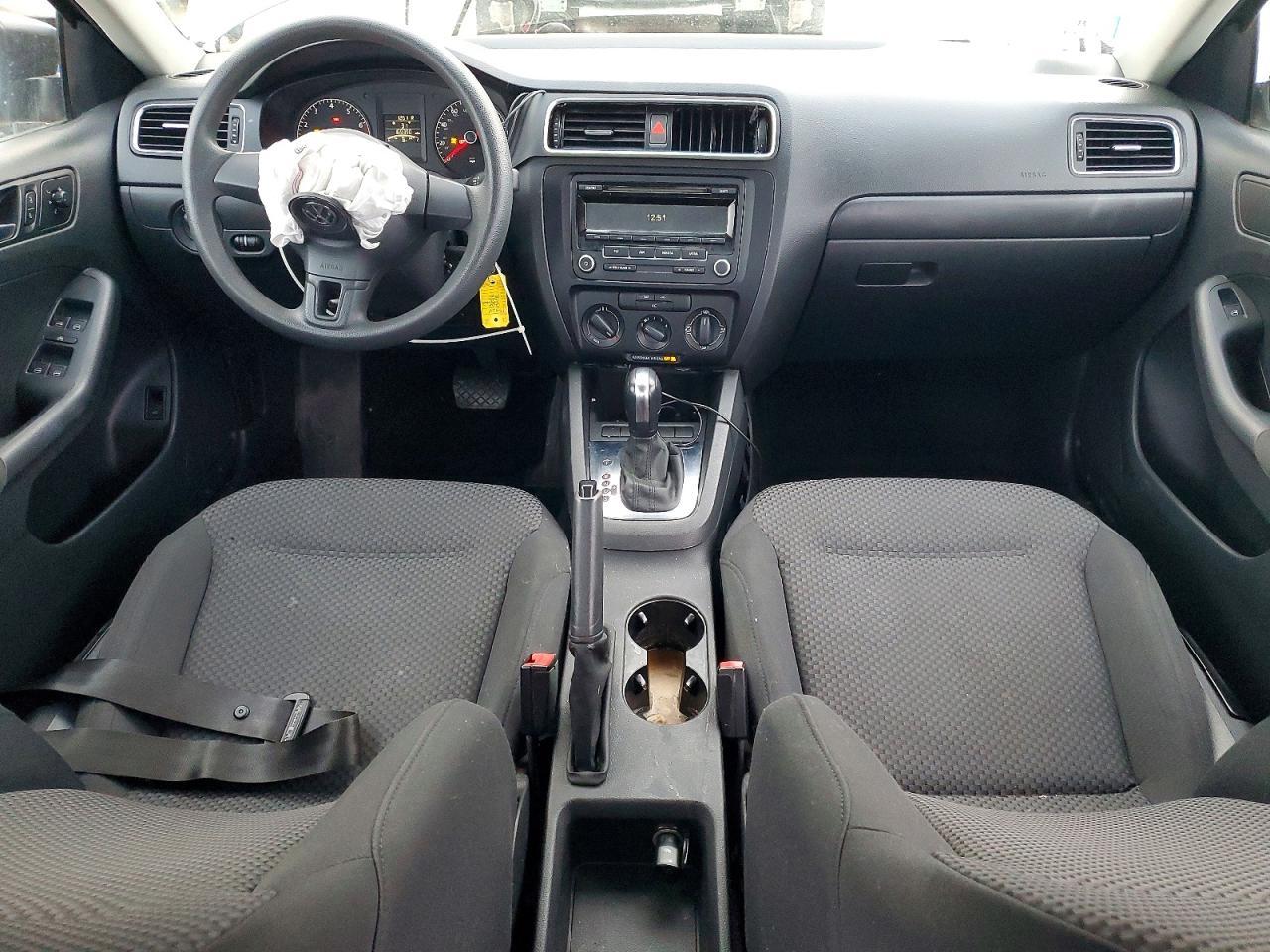 2012 VOLKSWAGEN JETTA