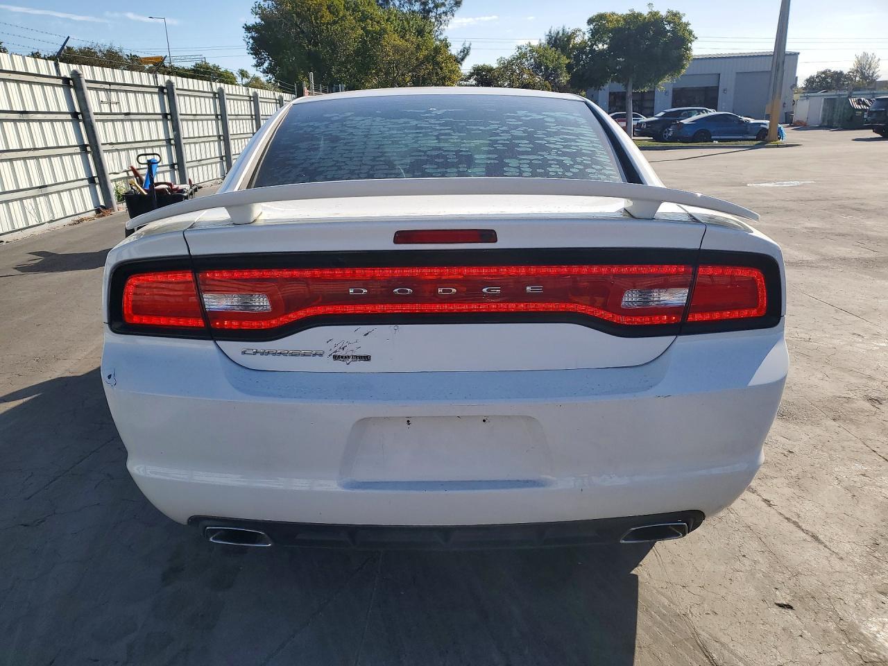 2013 DODGE CHARGER