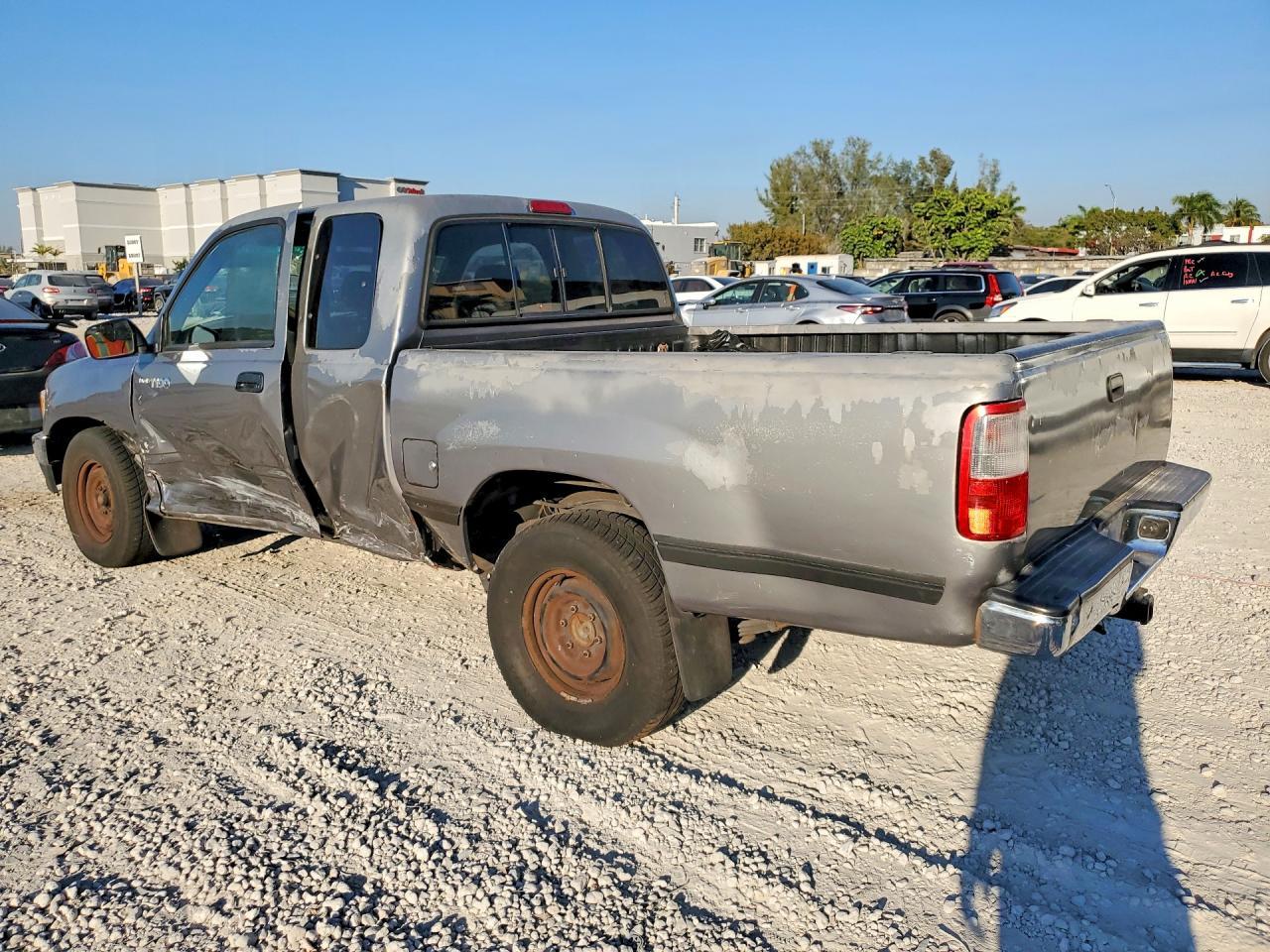 1996 TOYOTA T100