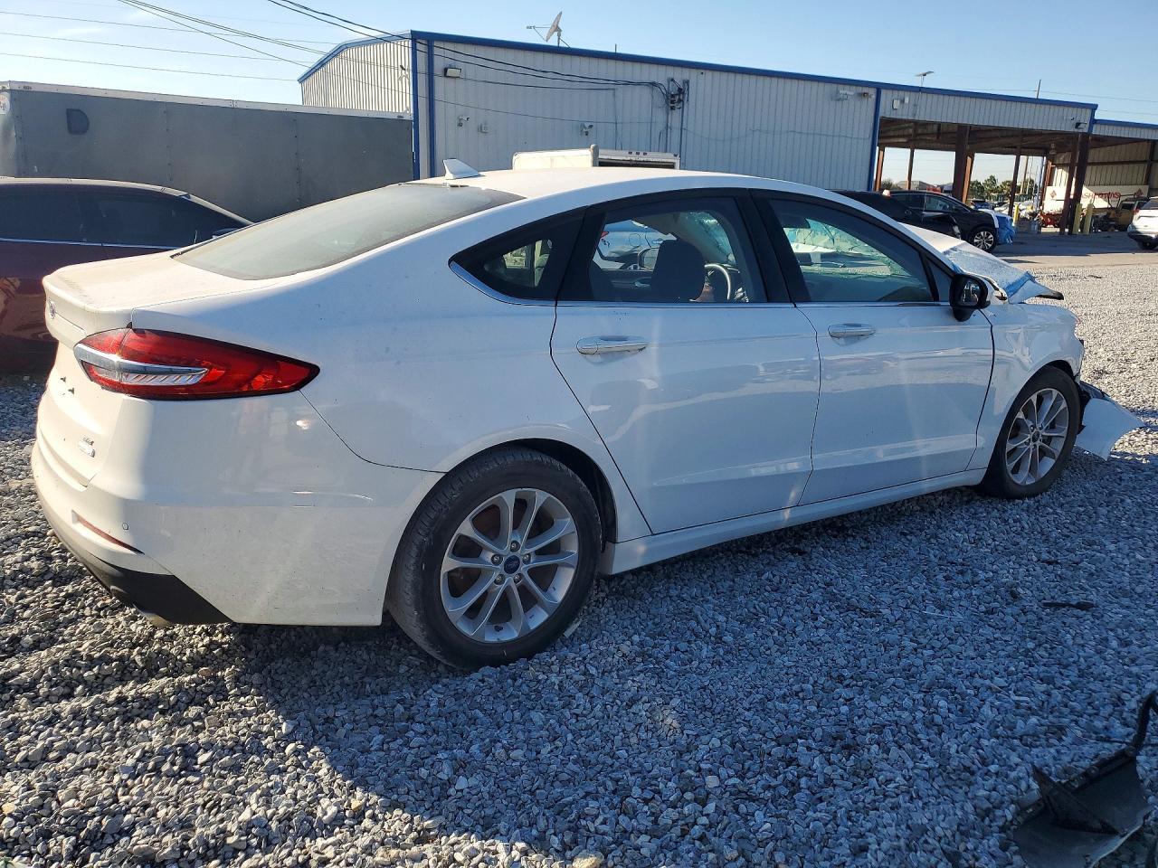 2020 FORD FUSION