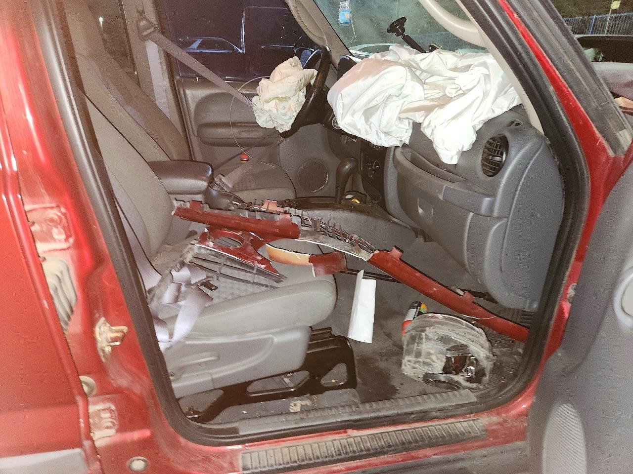 2005 JEEP Liberty