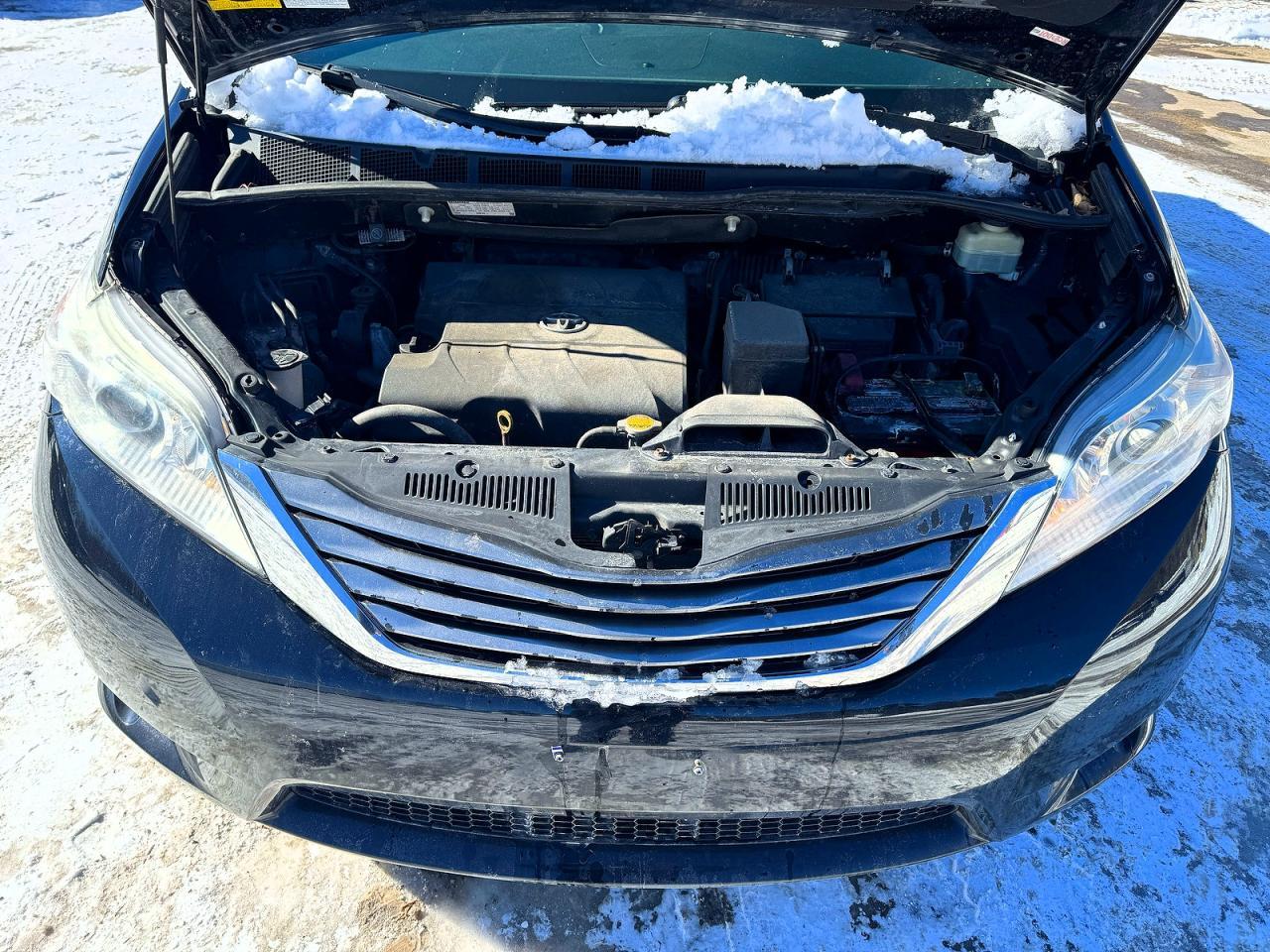 2015 TOYOTA SIENNA