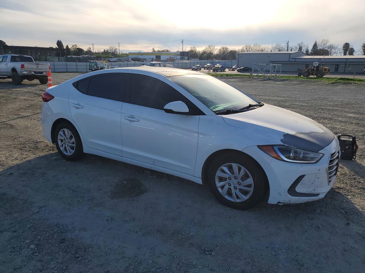 2017 HYUNDAI ELANTRA