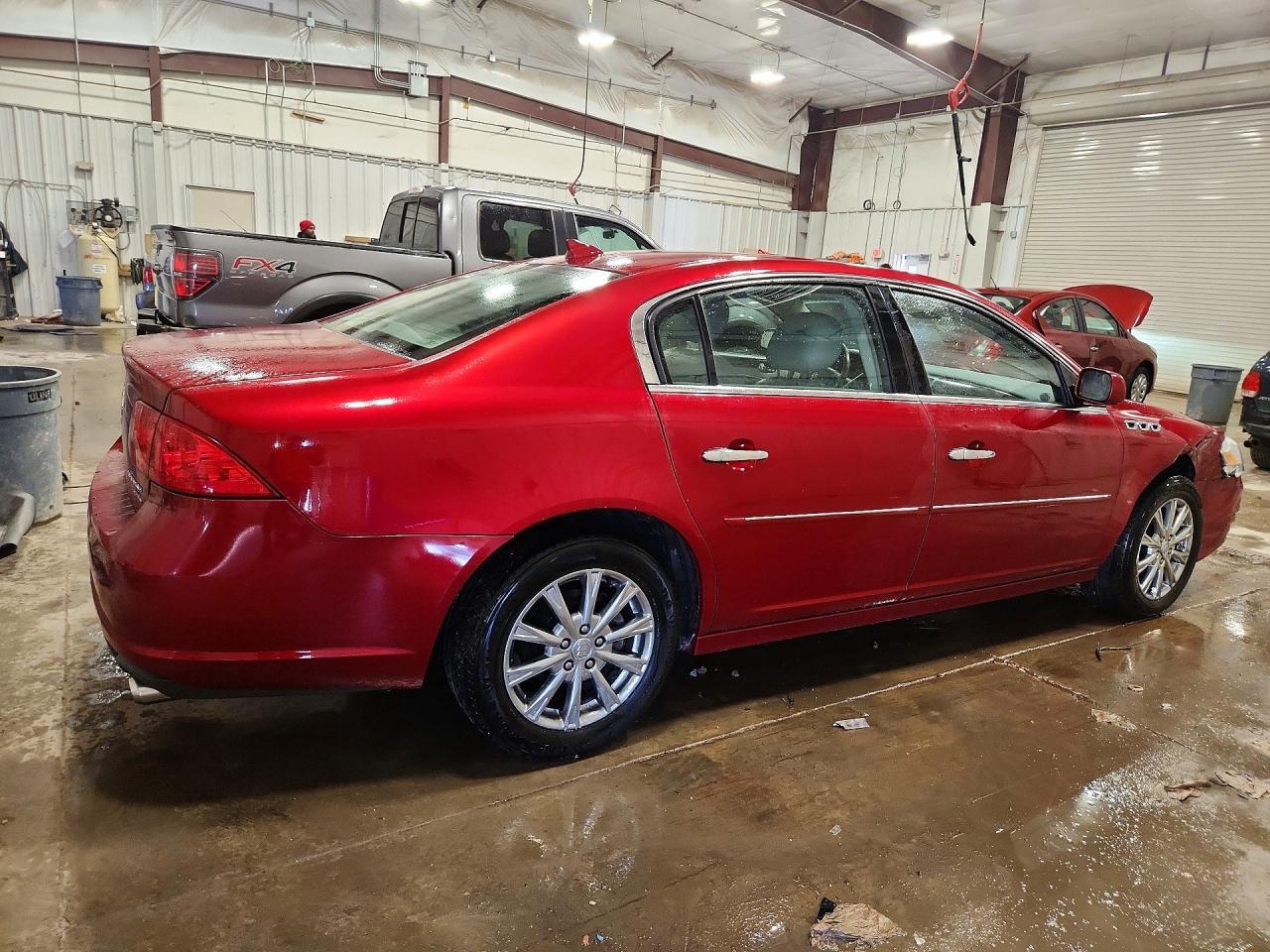2010 BUICK Lucerne
