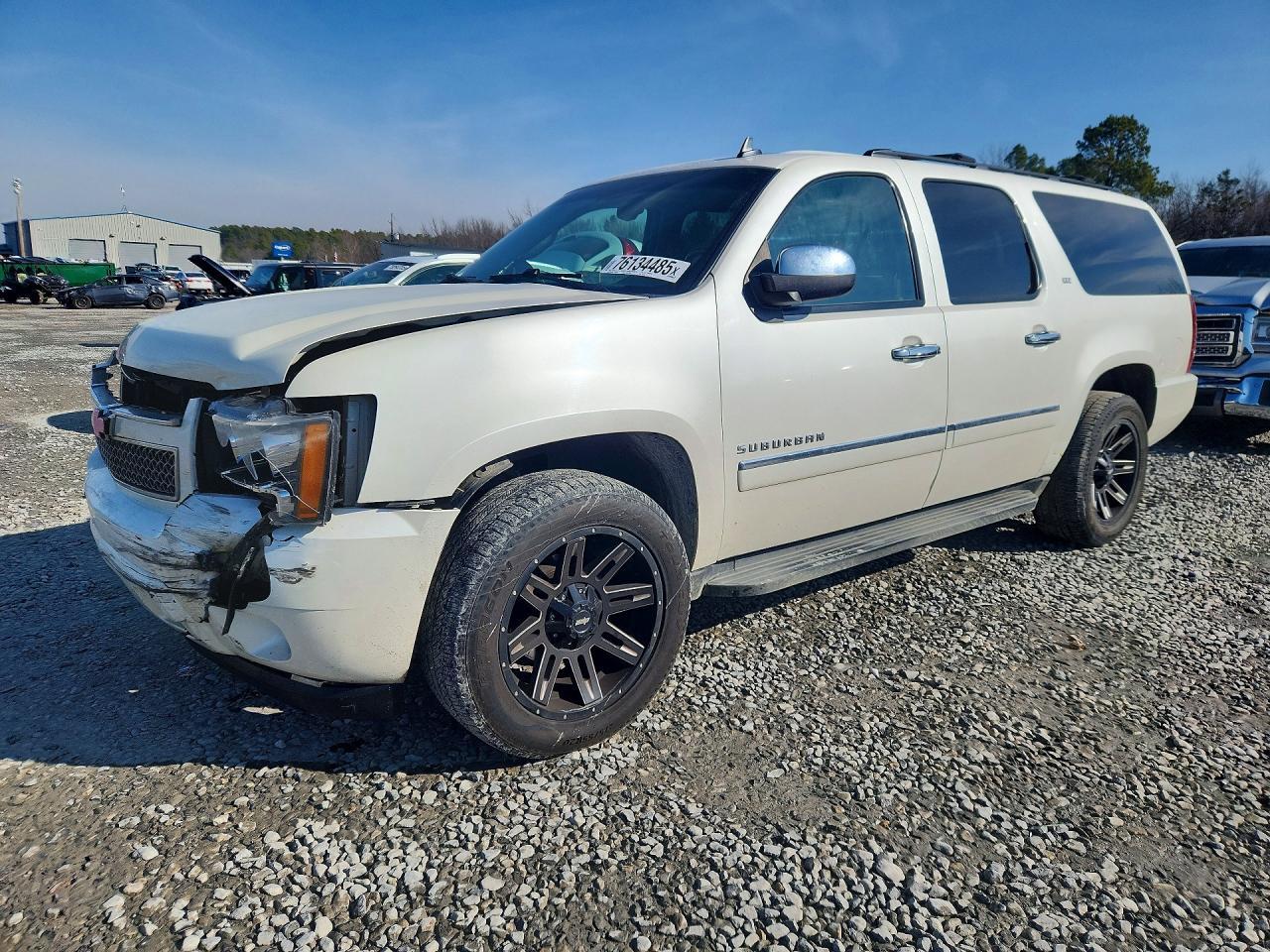 2011 CHEVROLET Suburban