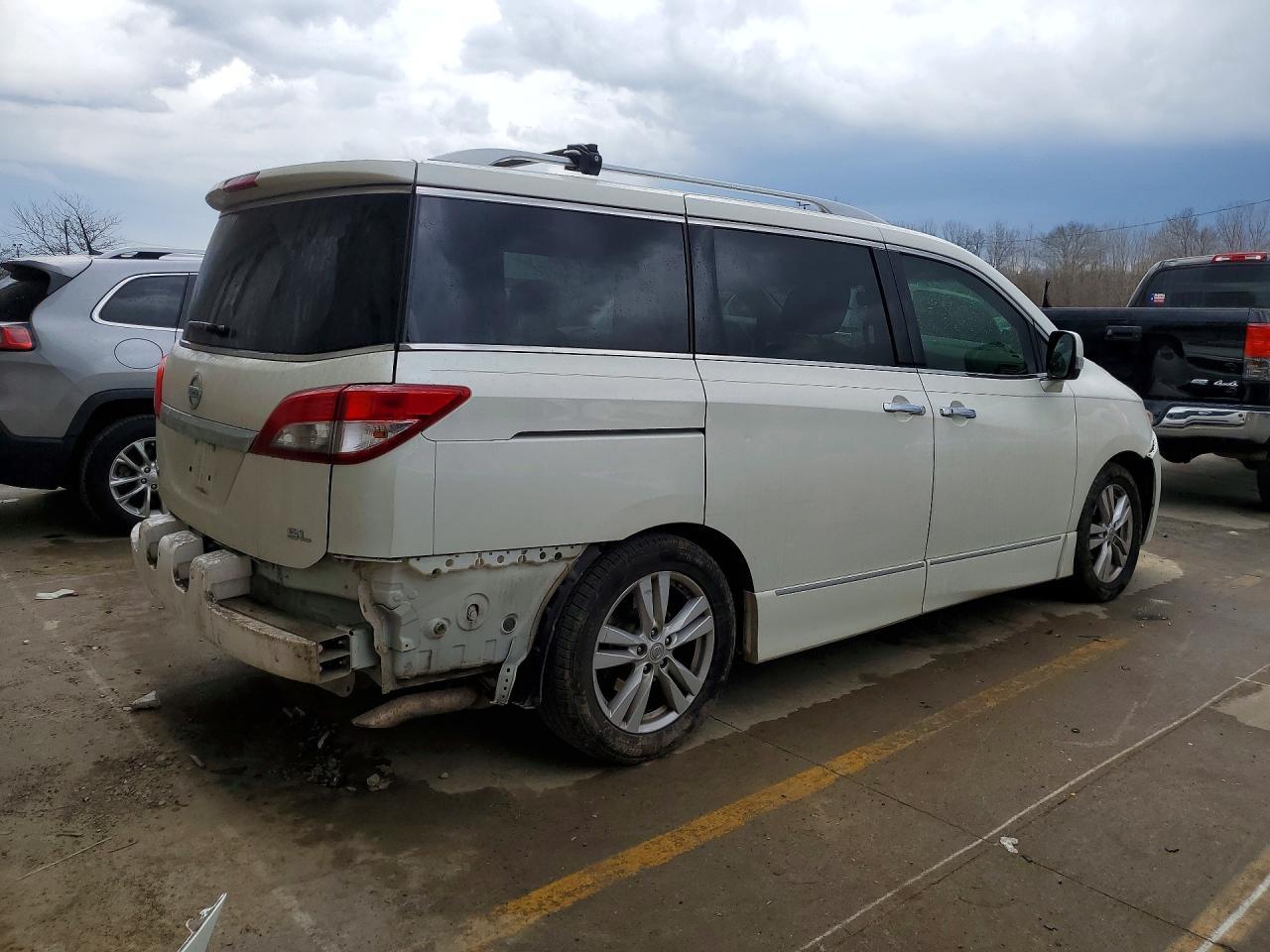2014 NISSAN Quest