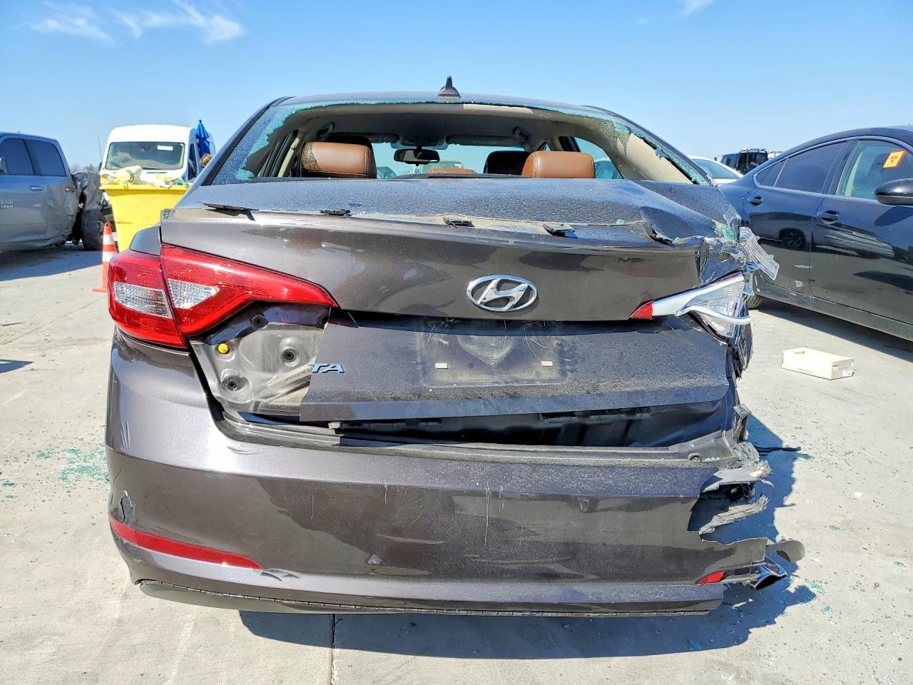 2016 HYUNDAI SONATA