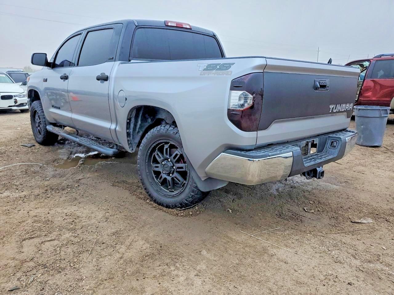 2014 TOYOTA TUNDRA