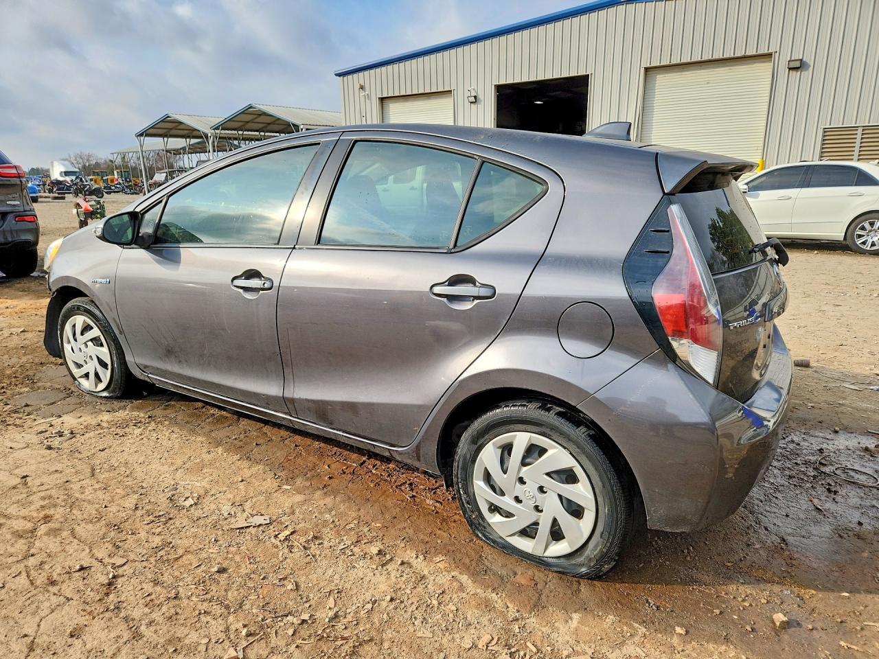 2015 TOYOTA Prius c