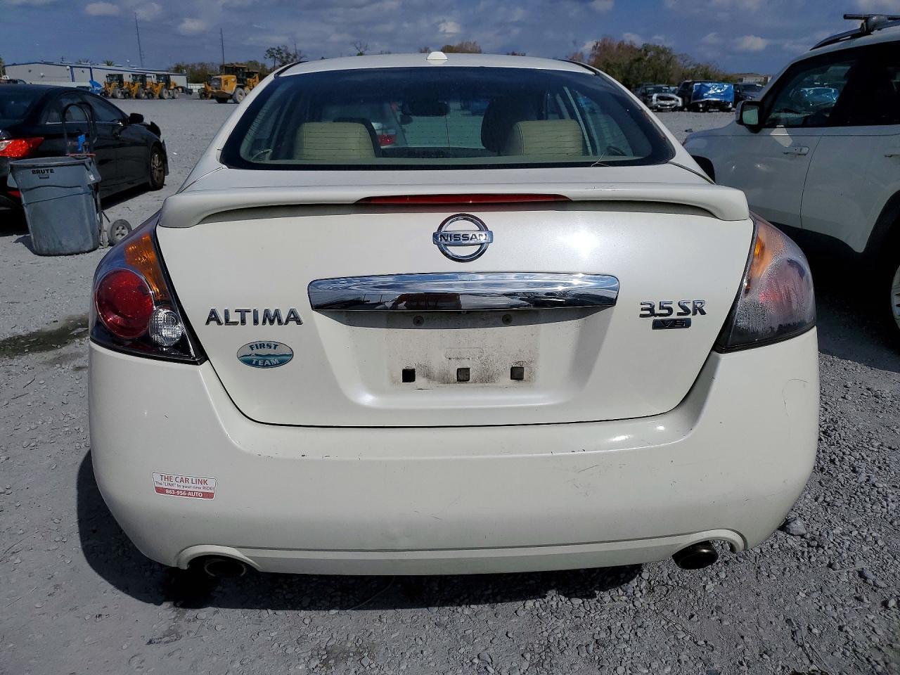 2012 NISSAN ALTIMA