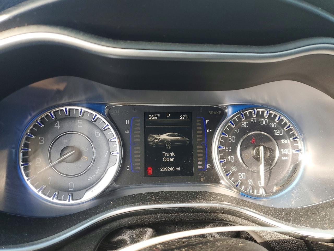 2015 CHRYSLER 200
