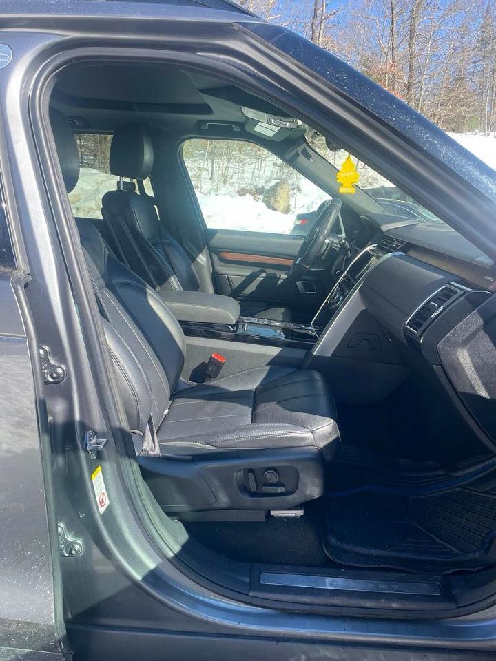 2018 LAND ROVER Discovery