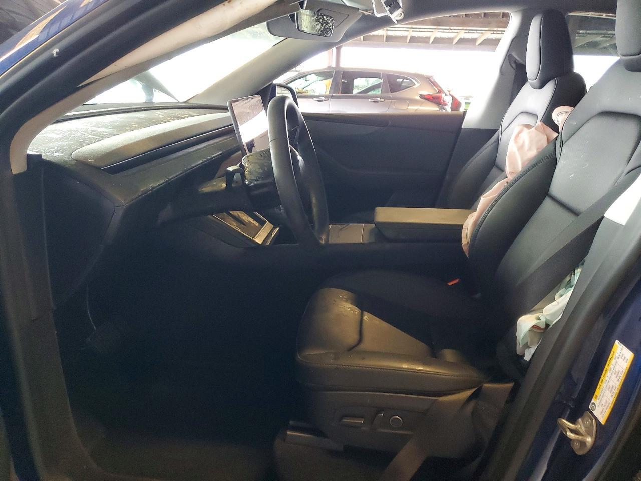 2026 TESLA MODEL Y