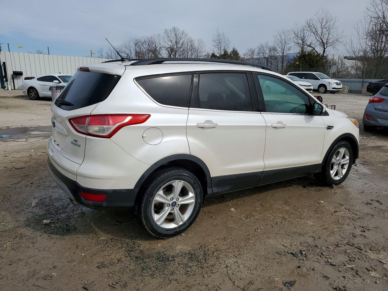 2014 FORD ESCAPE