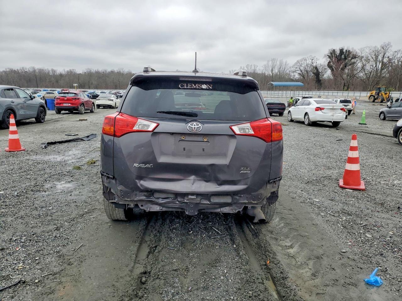 2015 TOYOTA RAV4