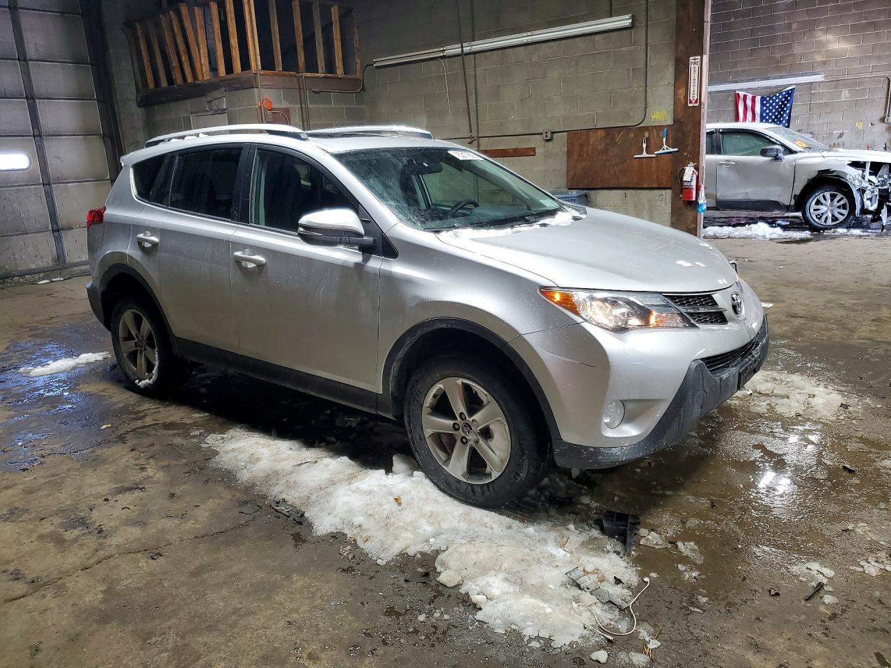 2015 TOYOTA RAV4
