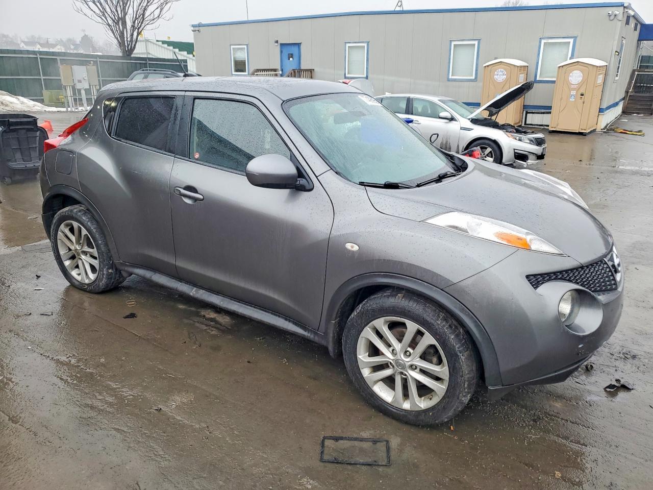 2012 NISSAN Juke