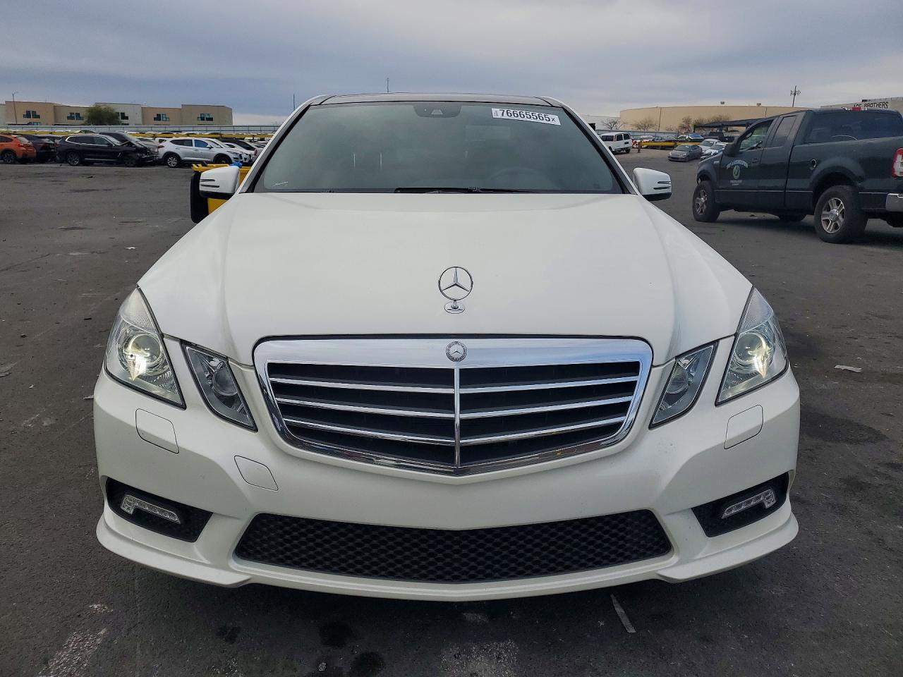 2011 MERCEDES-BENZ E-Class