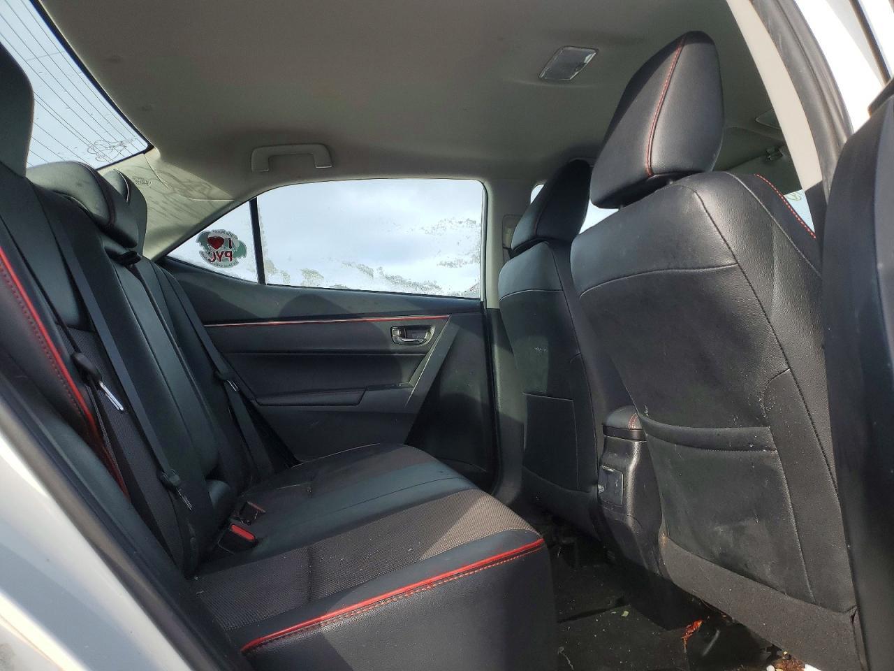2015 TOYOTA COROLLA