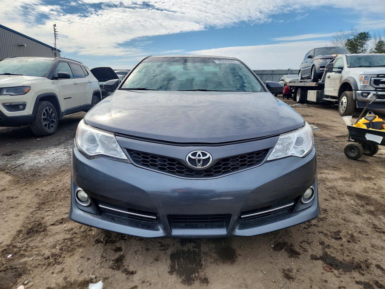 2013 TOYOTA CAMRY