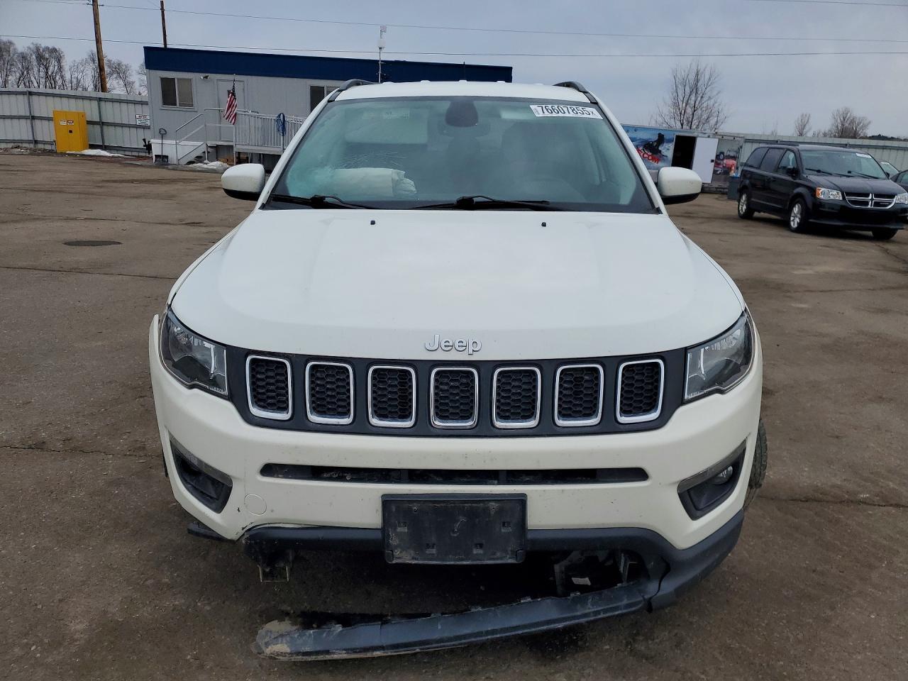 2017 JEEP Compass