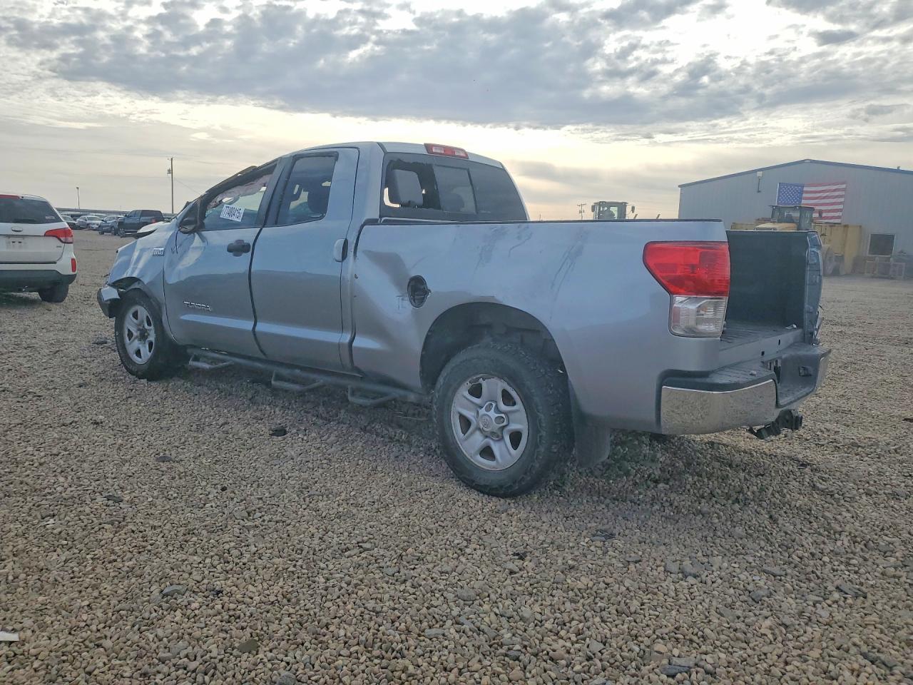 2012 TOYOTA TUNDRA