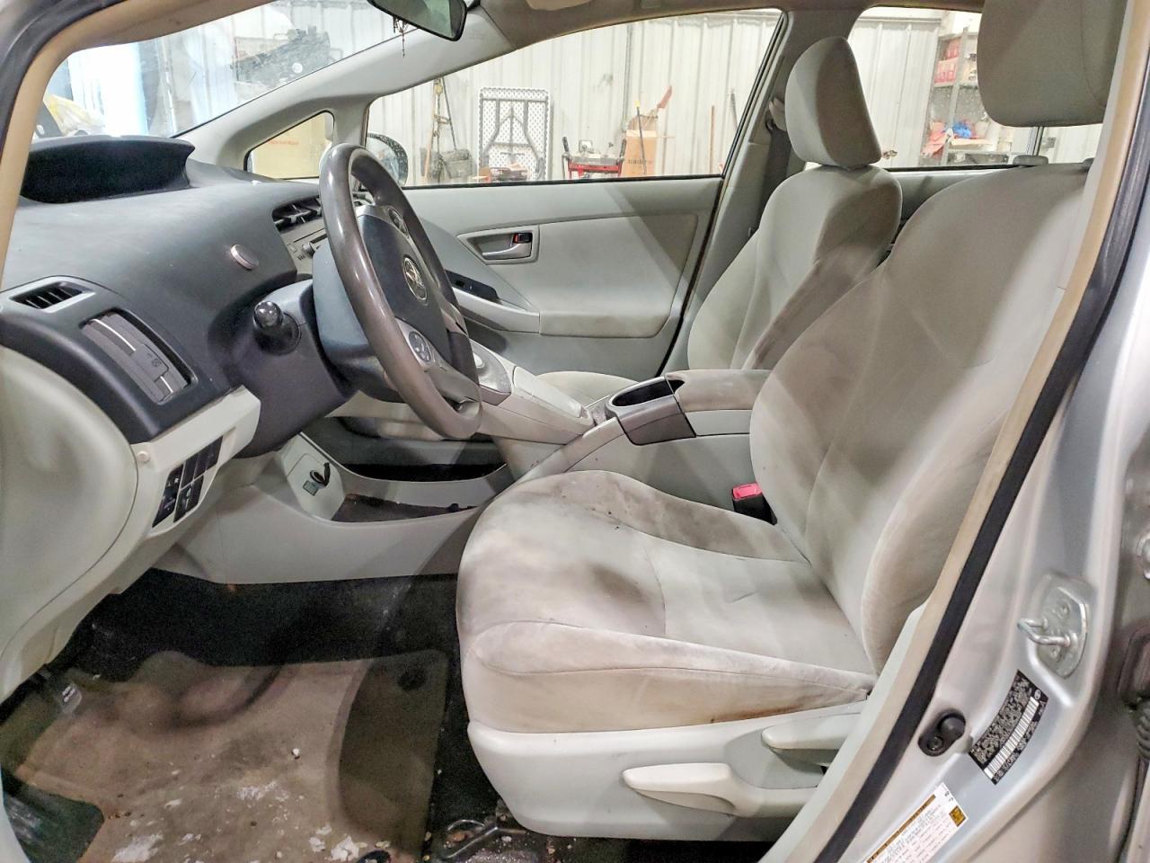 2012 TOYOTA PRIUS