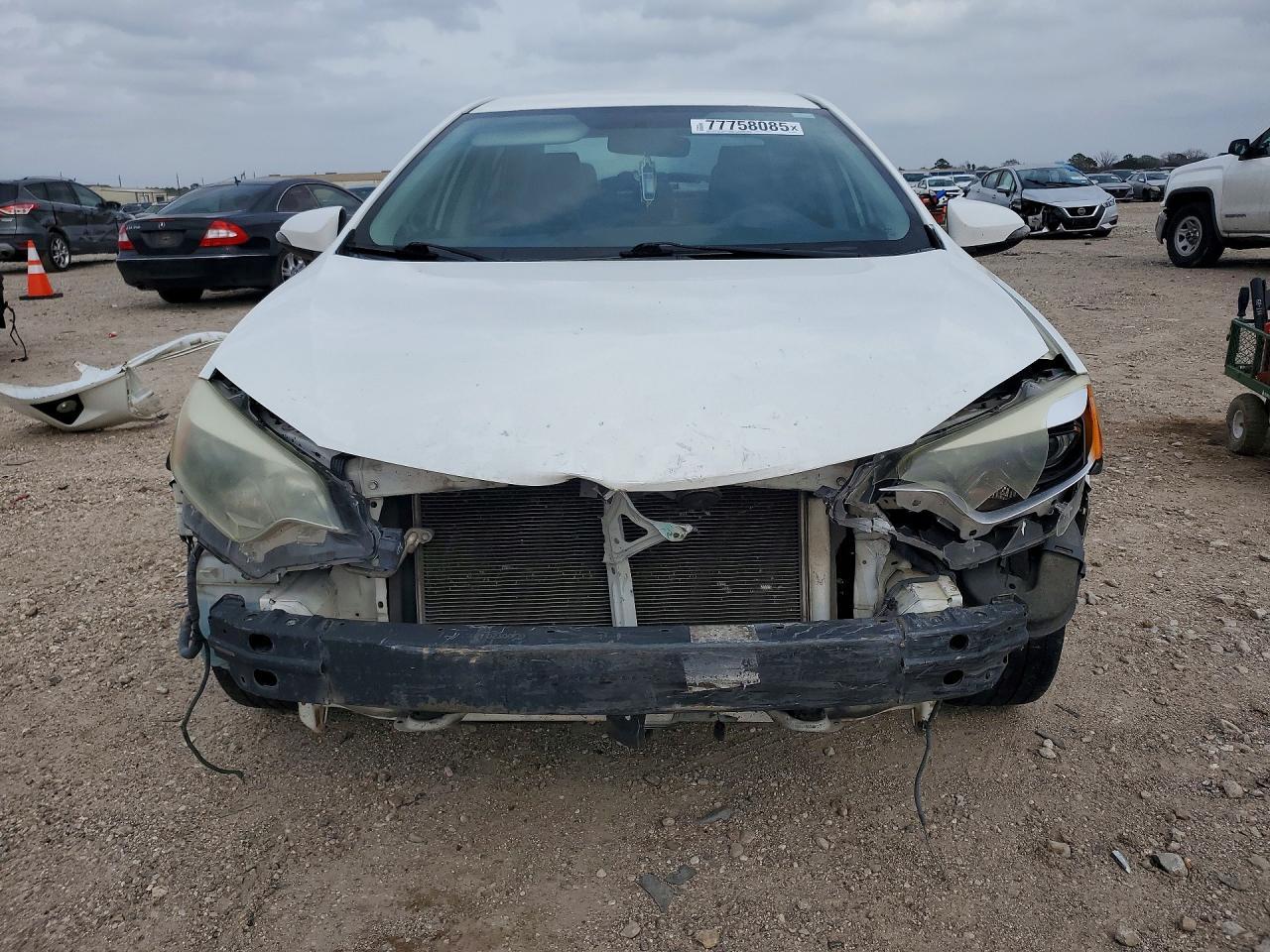 2015 TOYOTA COROLLA