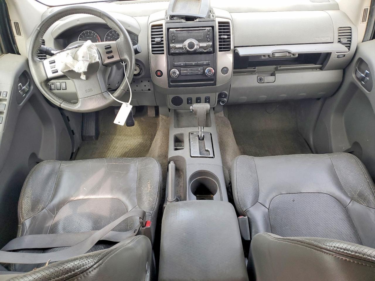 2011 NISSAN Frontier